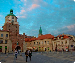 Lej polsk udlejningsbil i Lublin (Sydøstlige Polen)