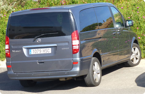 Leje Mercedes Viano Minibus
