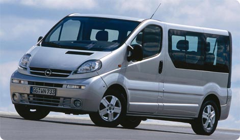 Opel Vivaro minibus leje