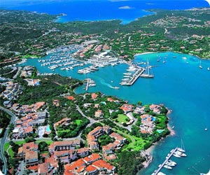 Porto Cervo biludlejning - Italien bil på Sardinien